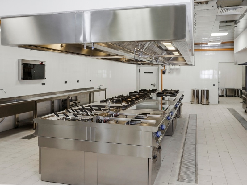 Thiết kế bếp công nghiệp cho khách sạn 4-5 sao đảm bảo an toàn vệ sinh thực phẩm