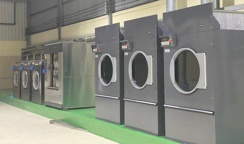 Giá máy sấy công nghiệp 30kg: Lựa chọn phù hợp cho khách sạn, nhà nghỉ 3 gia-may-say-cong-nghiep-30kg-2