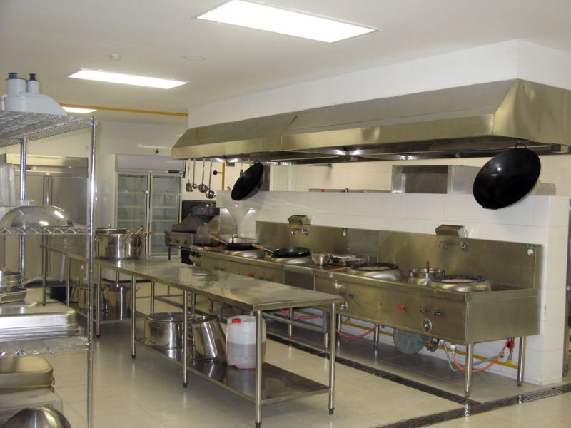 Chọn thiết bị có kích thước không phù hợp với không gian