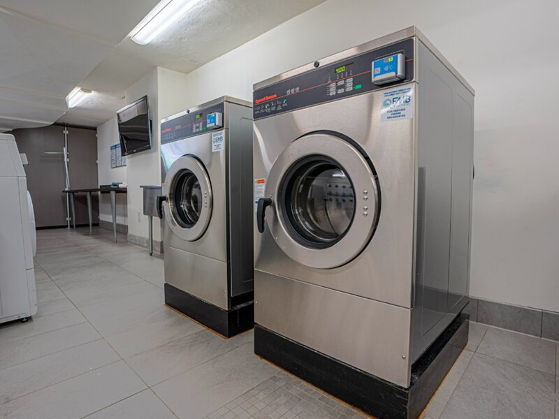 FNB Solutions chuyên cung cấp giải pháp giặt là chất lượng, uy tín