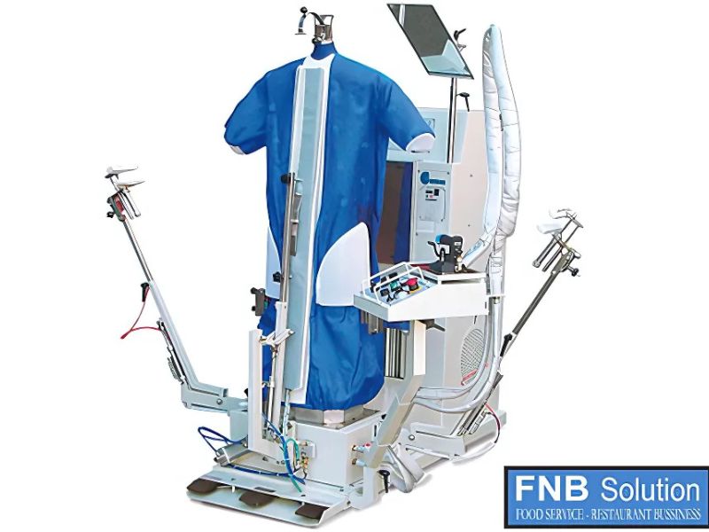 Sử dụng máy thổi form quần áo giúp tăng năng suất làm việc