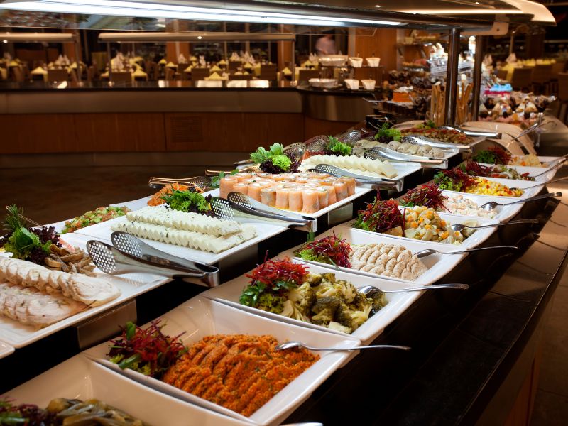 he-thong-bep-cho-nha-hang-buffet