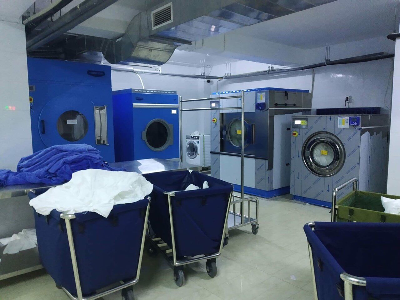 Khách sạn Hoàng Nhâm